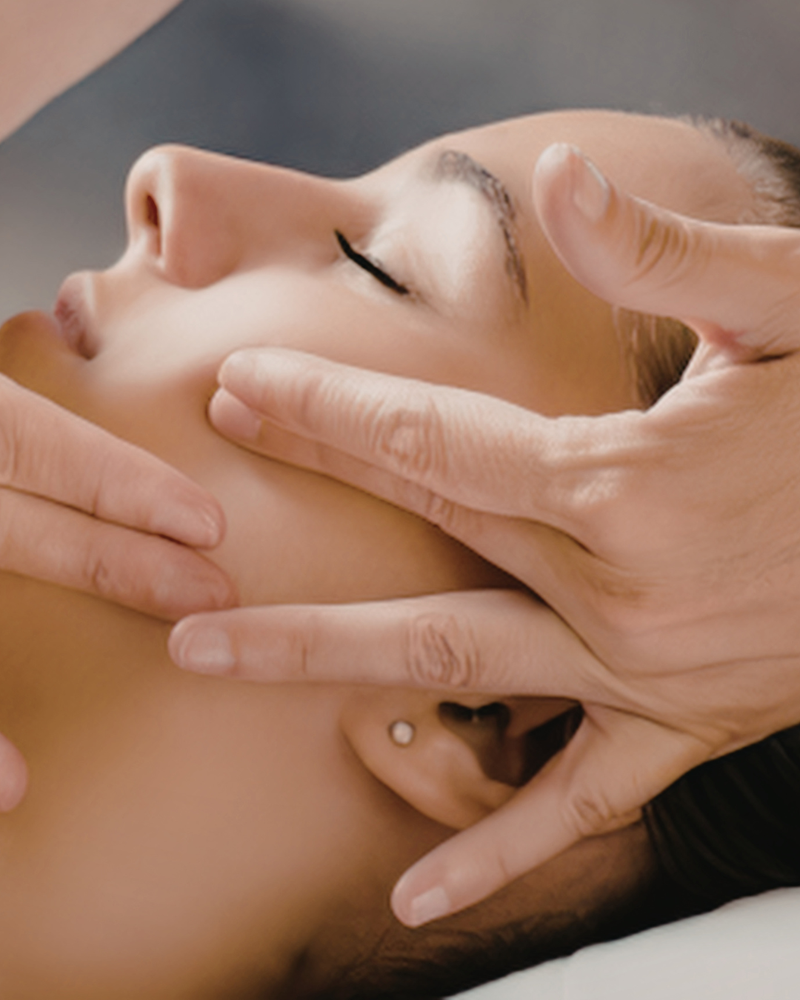 Micro dermabrasion Facial 