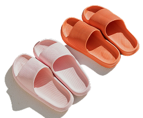Sandals / Slides